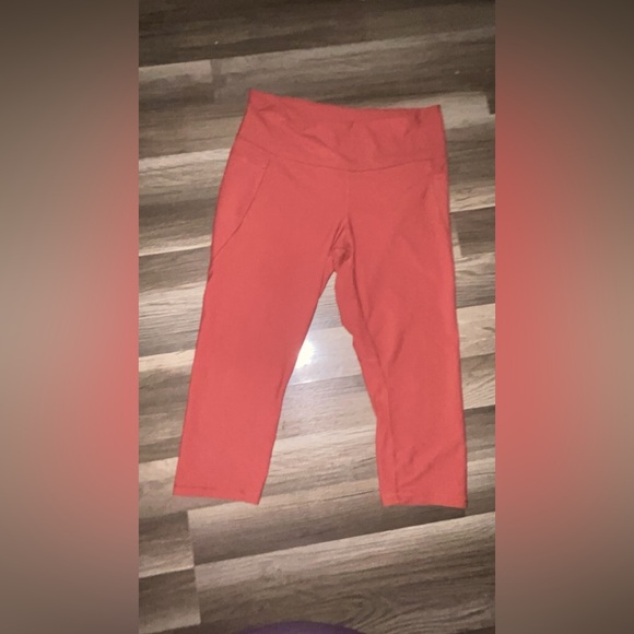Coral Cropped Leggings - Picture 1 of 1